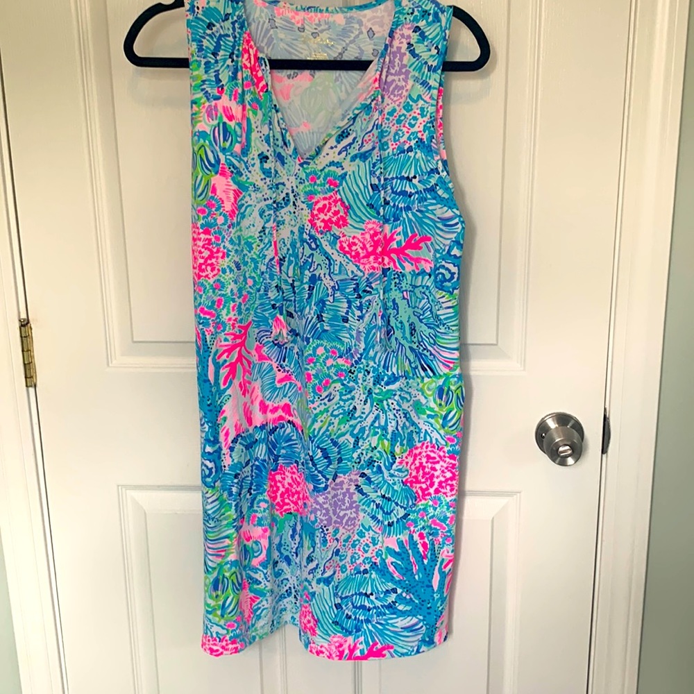 Lilly Pulitzer dress, size small, perfect for summer, lightweight